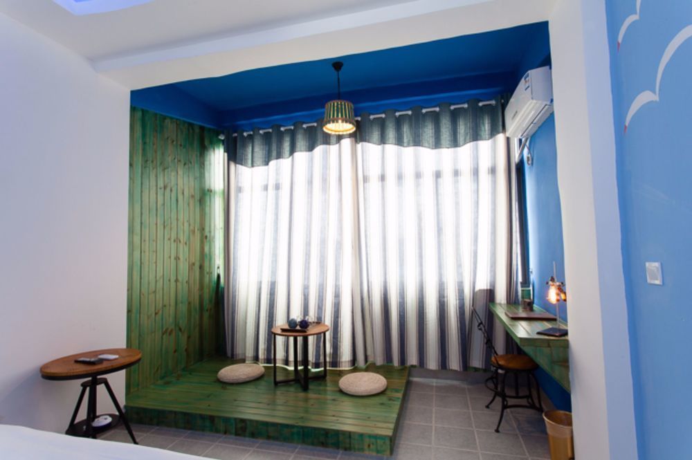 Haikou Time Inn Theme Hotel Экстерьер фото